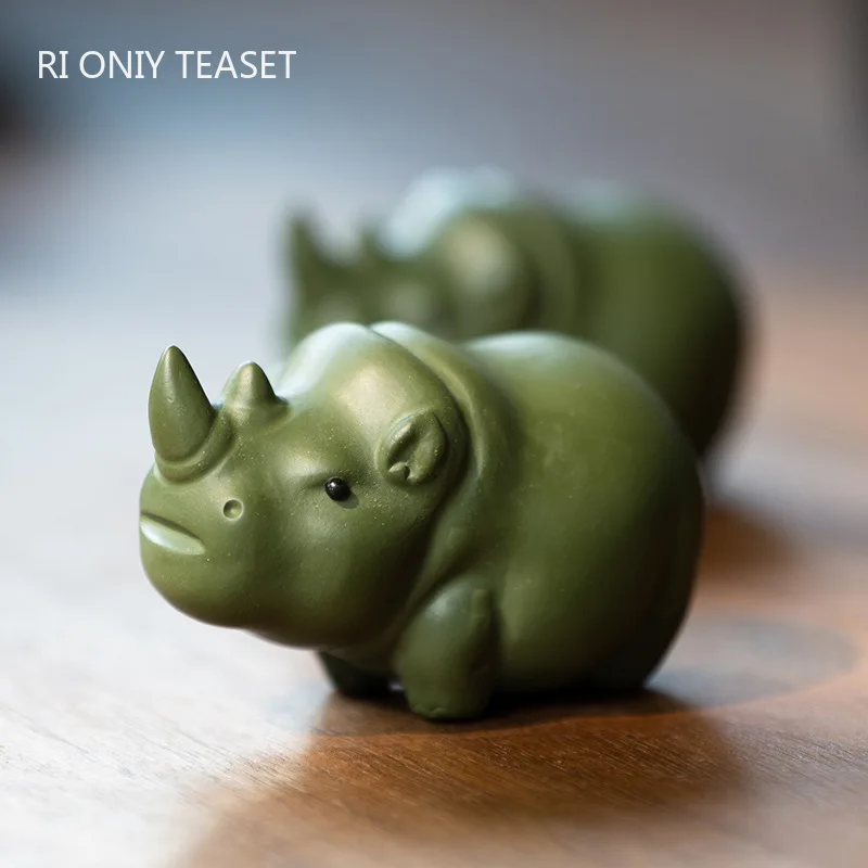 Китайский чай из фиолетовой глины Исин, статуэтка носорога ручной работы, украшения из необработанной руды, Чайная статуэтка из зеленой глины, ремесленное украшение чайной церемонии Изображение 0