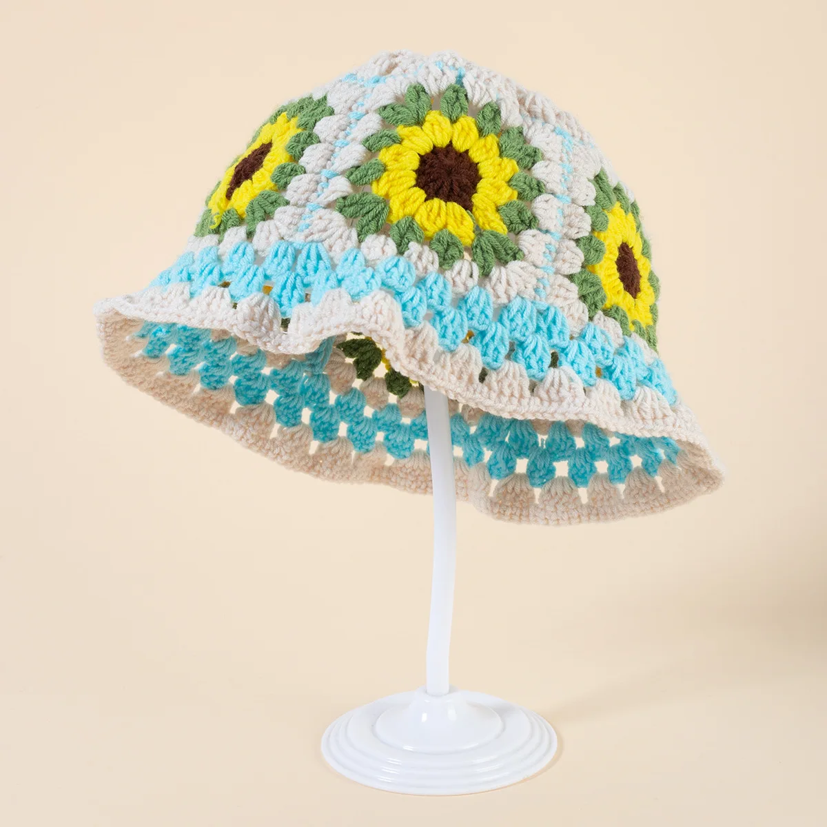 Выдолбленные Вязаные крючком шляпы-ведра с цветами ручной работы для женщин, японская ретро-осенне-зимняя милая модная кепка Y2K Изображение 4