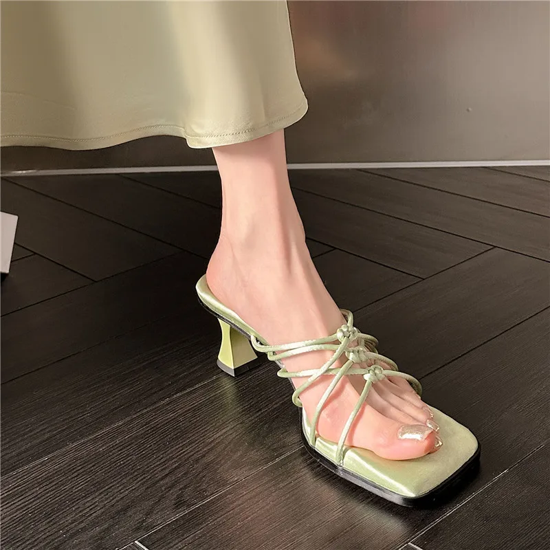 ASUMER 2023 Новые шелковые летние тапочки высшего качества на толстом высоком каблуке, тапочки на платформе, женская обувь для вечеринок с квадратным носком Изображение 5