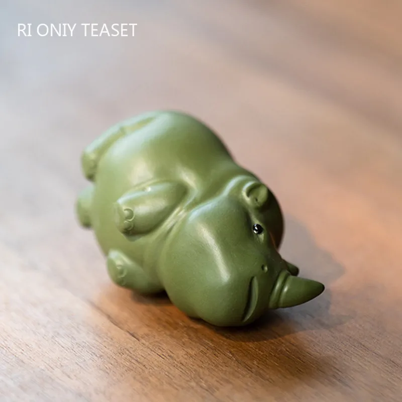 Китайский чай из фиолетовой глины Исин, статуэтка носорога ручной работы, украшения из необработанной руды, Чайная статуэтка из зеленой глины, ремесленное украшение чайной церемонии Изображение 5